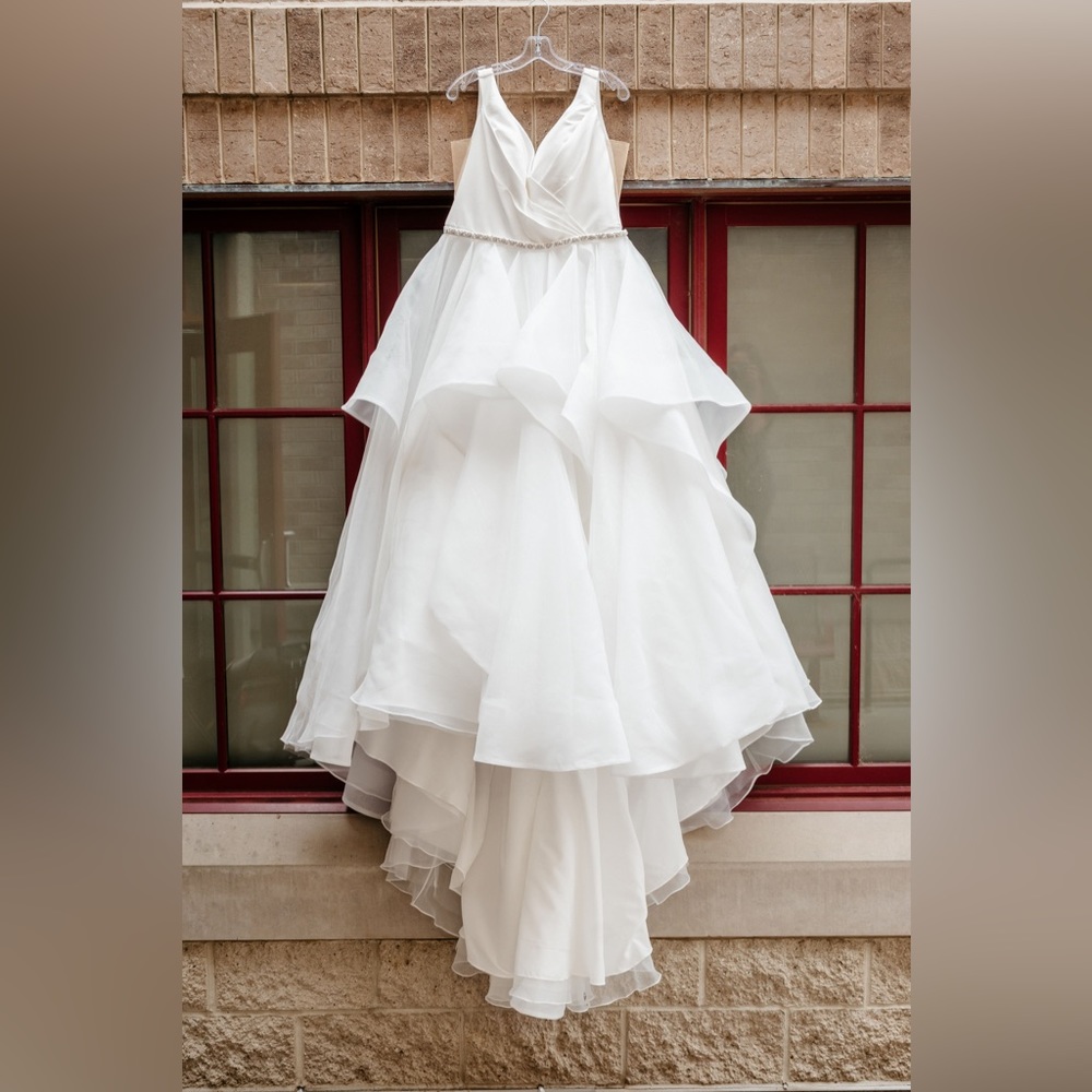 Sophia Tolli wedding dress - Classic, a-line, beaded belt - open to offers!